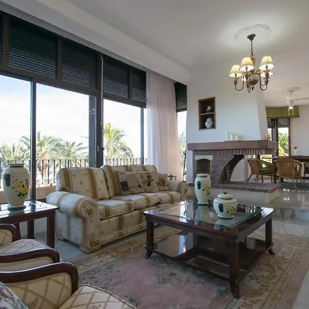 Rural With Private Pool Vila *